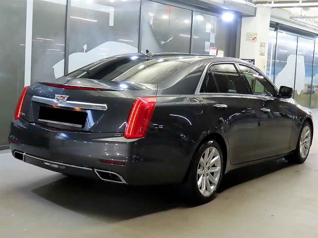 Cadillac CTS — photo 04