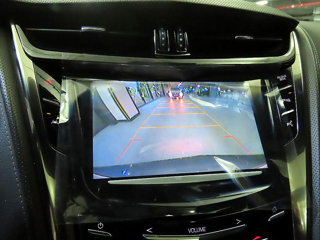 Cadillac CTS — photo 13