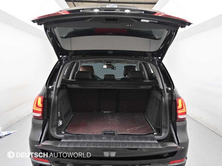 BMW X5 — photo 05