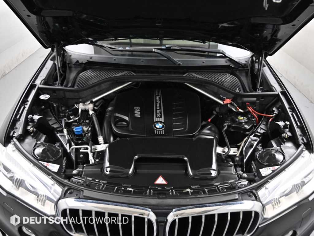 BMW X5 — photo 07