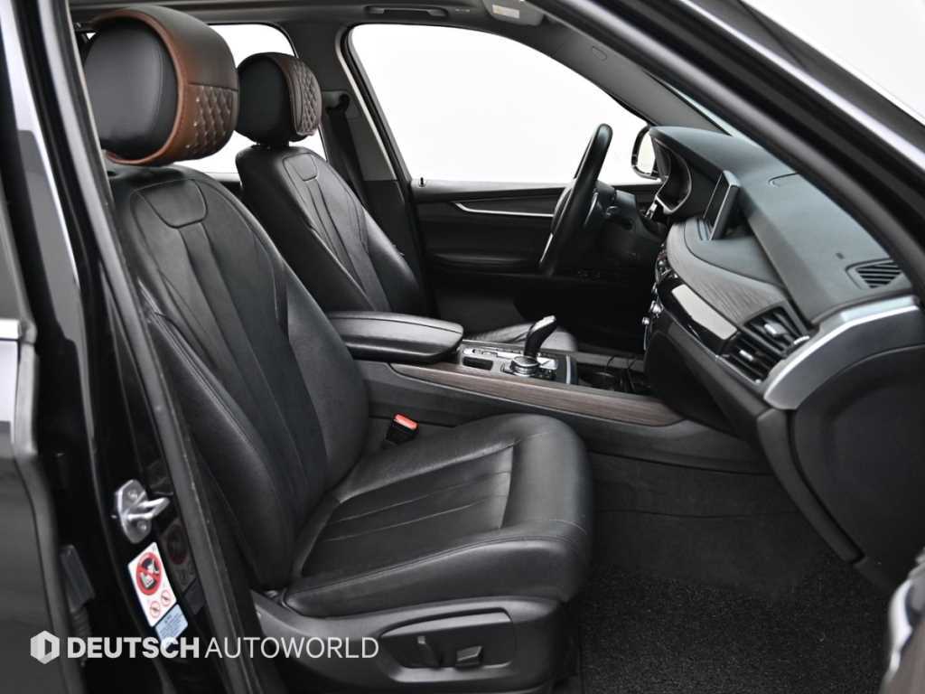 BMW X5 — photo 12