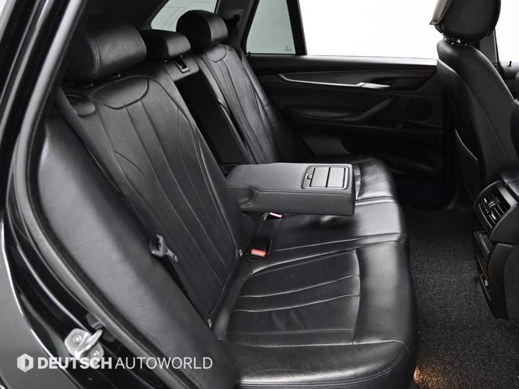 BMW X5 — photo 13