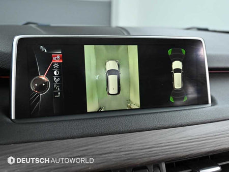 BMW X5 — photo 17