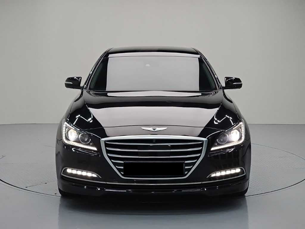 Hyundai Genesis — photo 02