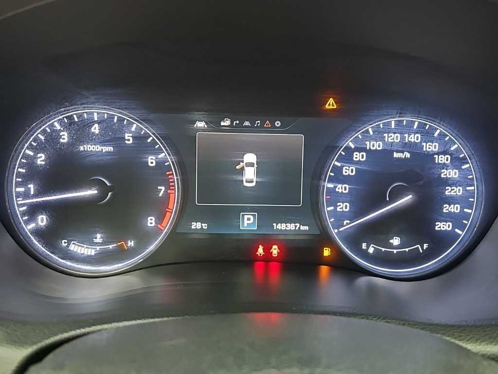 Hyundai Genesis — photo 06