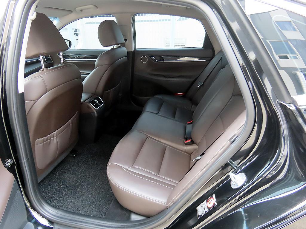 Hyundai Grandeur — photo 06