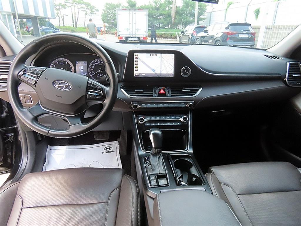 Hyundai Grandeur — photo 07