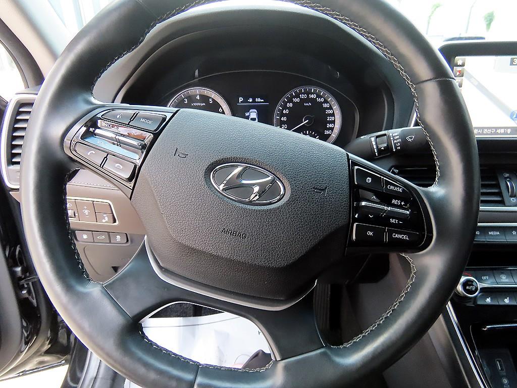 Hyundai Grandeur — photo 08