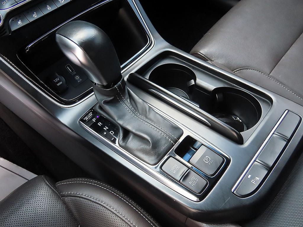 Hyundai Grandeur — photo 11