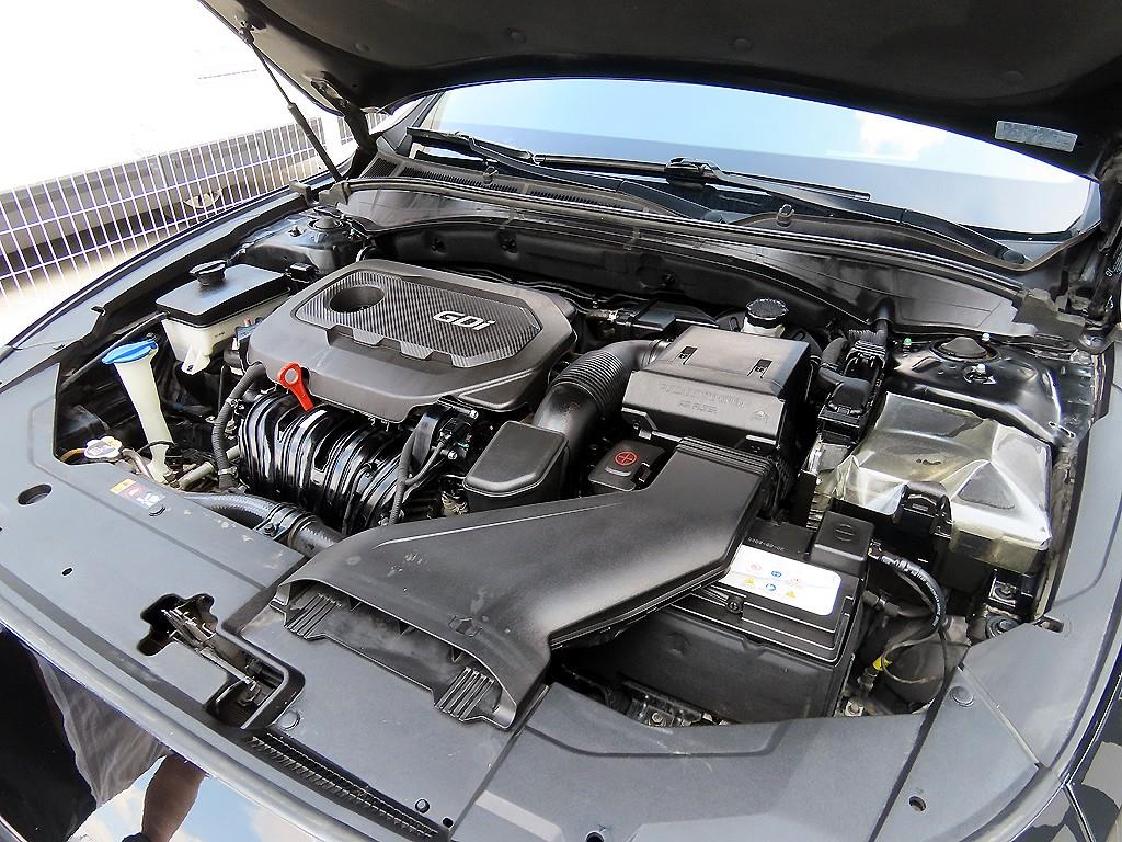Hyundai Grandeur — photo 19