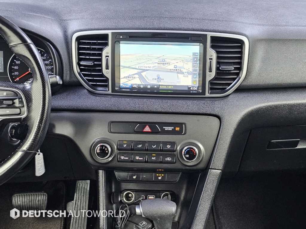Kia Sportage — photo 14
