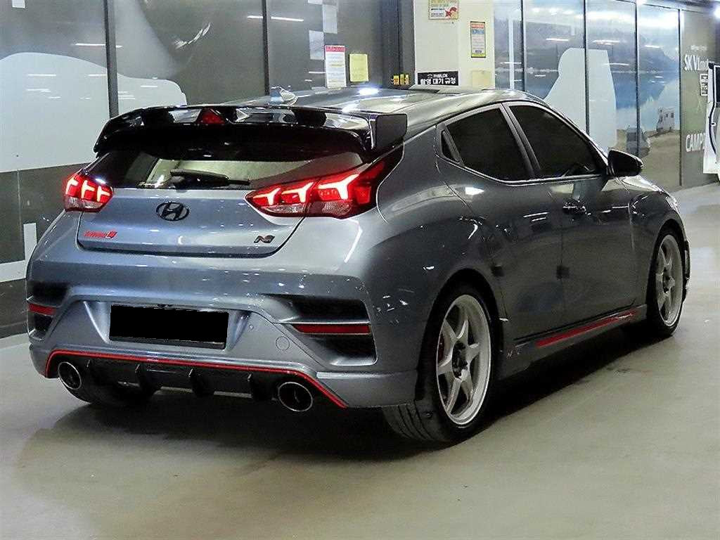 Hyundai Veloster — photo 04