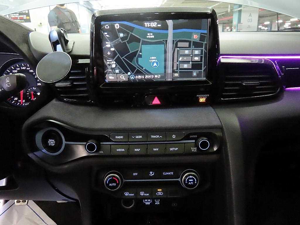 Hyundai Veloster — photo 11