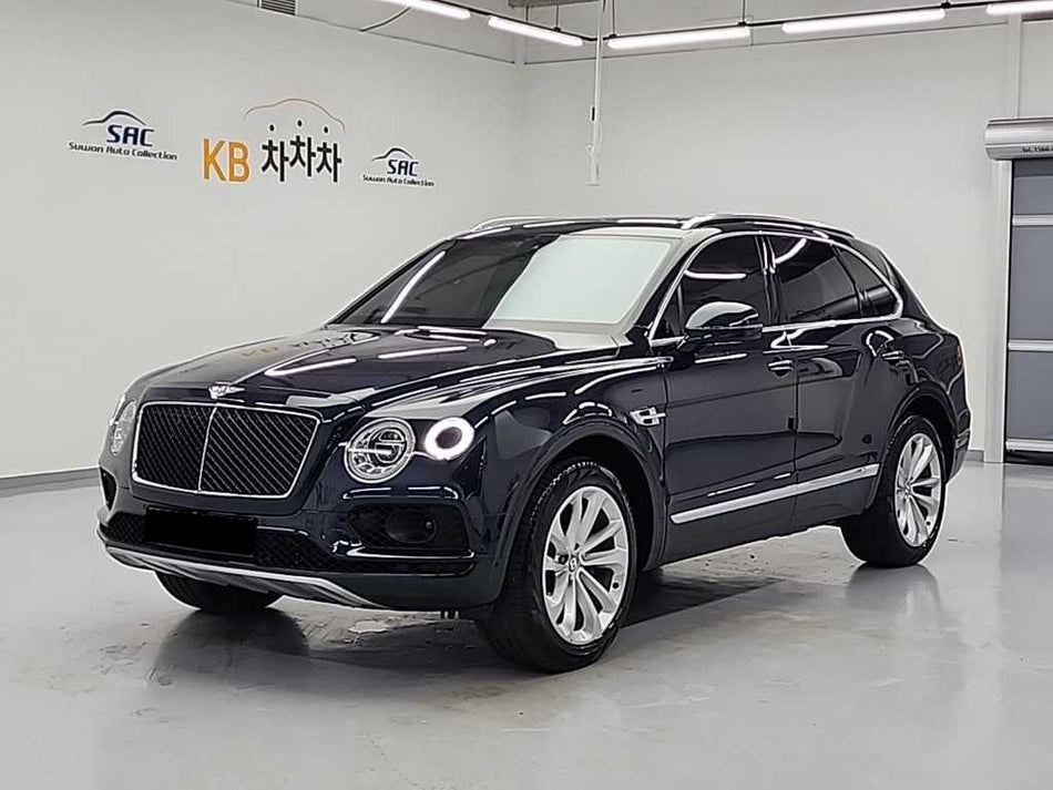 Bentley Bentayga — photo 01