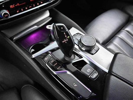 BMW 5-Series — photo 08