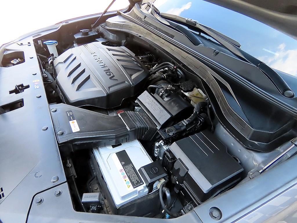 Hyundai Santafe — photo 19