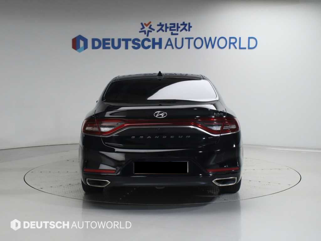 Hyundai Grandeur — photo 04