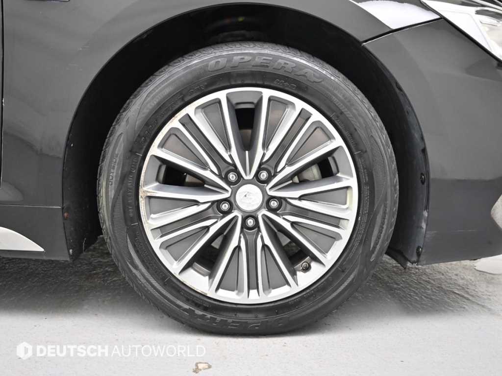 Hyundai Grandeur — photo 05