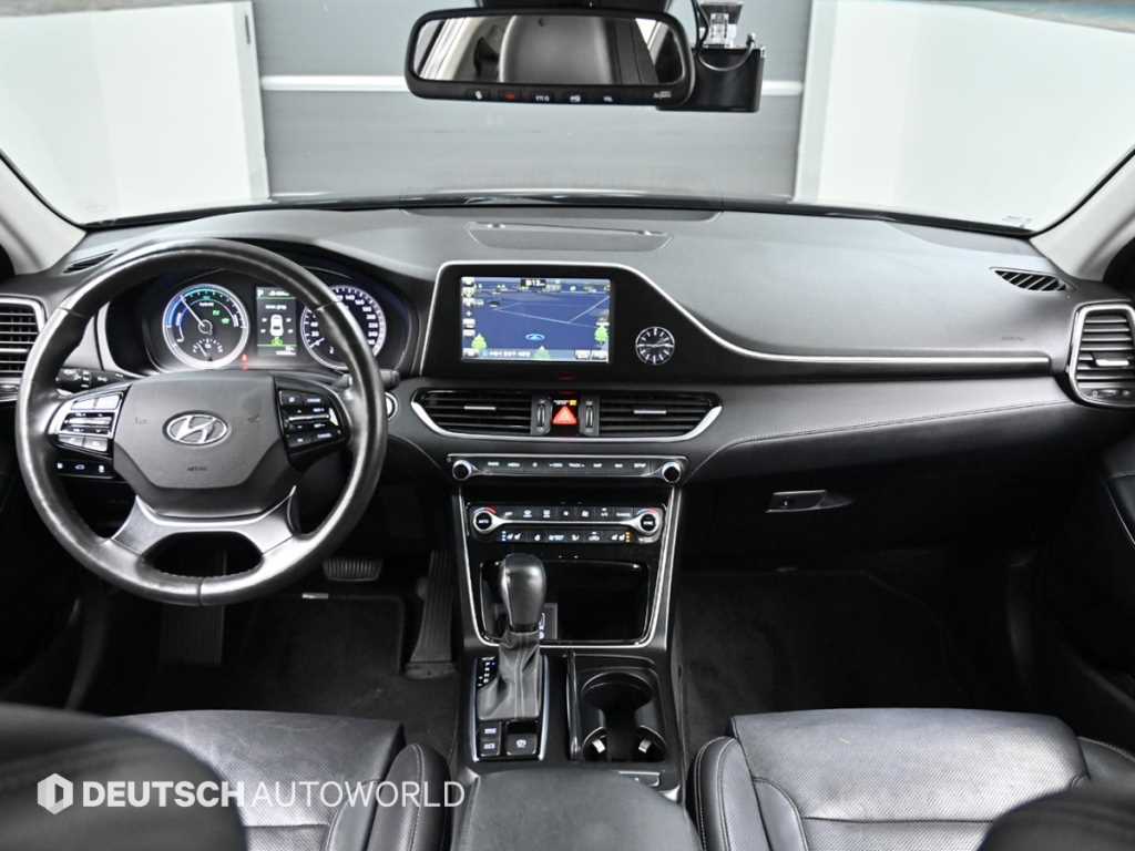 Hyundai Grandeur — photo 07