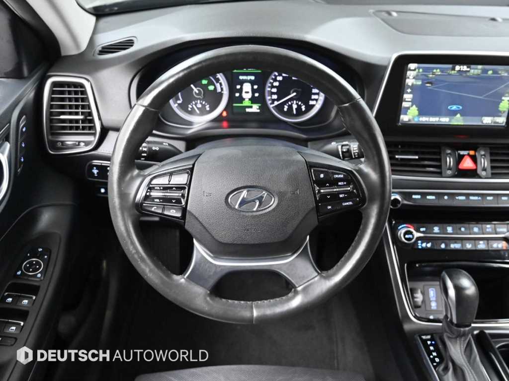 Hyundai Grandeur — photo 13