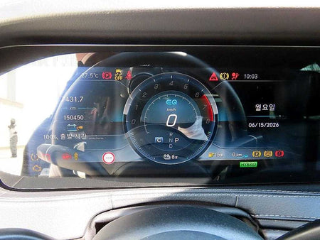 Mercedes-Benz S-Class — photo 09