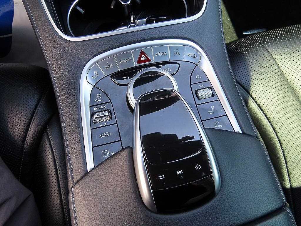 Mercedes-Benz S-Class — photo 11