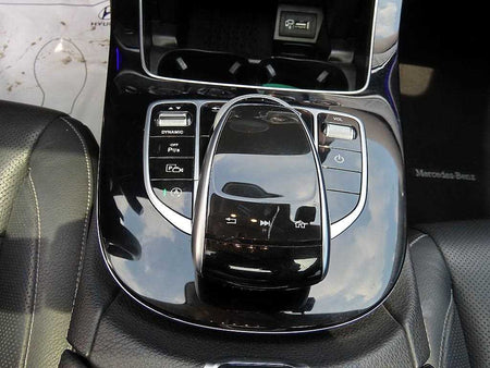 Mercedes-Benz E-Class — photo 14