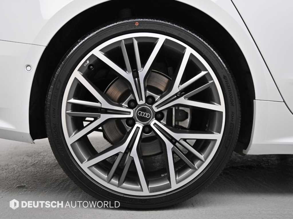 Audi A7 — photo 05