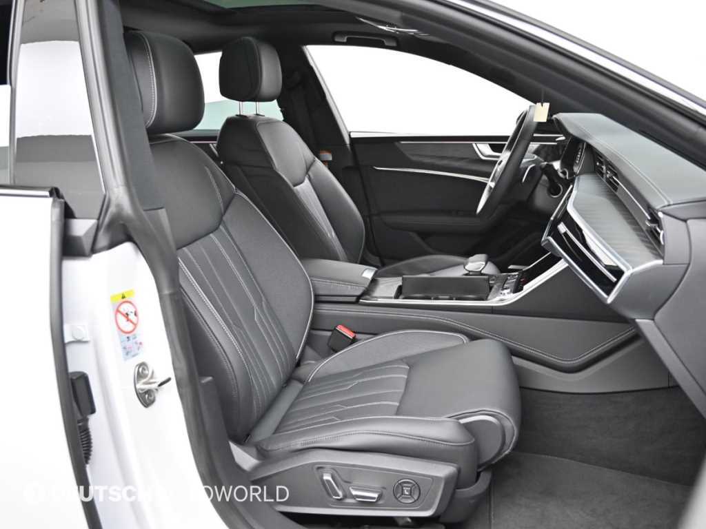 Audi A7 — photo 10