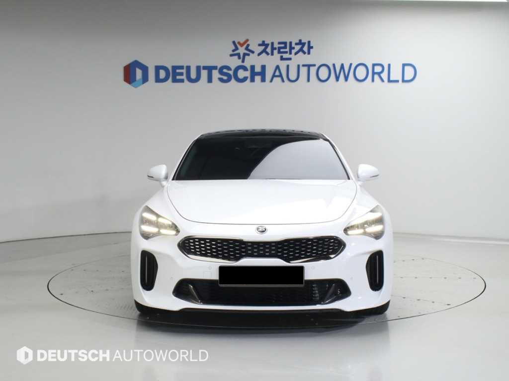 Kia Stinger — photo 03