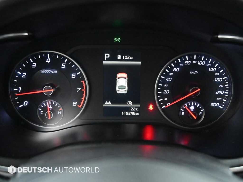 Kia Stinger — photo 08