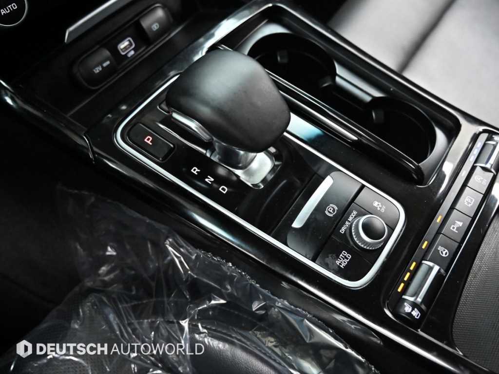 Kia Stinger — photo 09