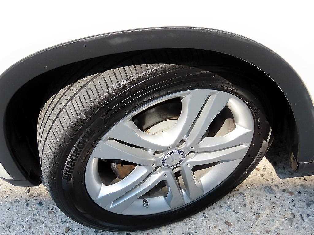 Mercedes-Benz GLA-Class — photo 20