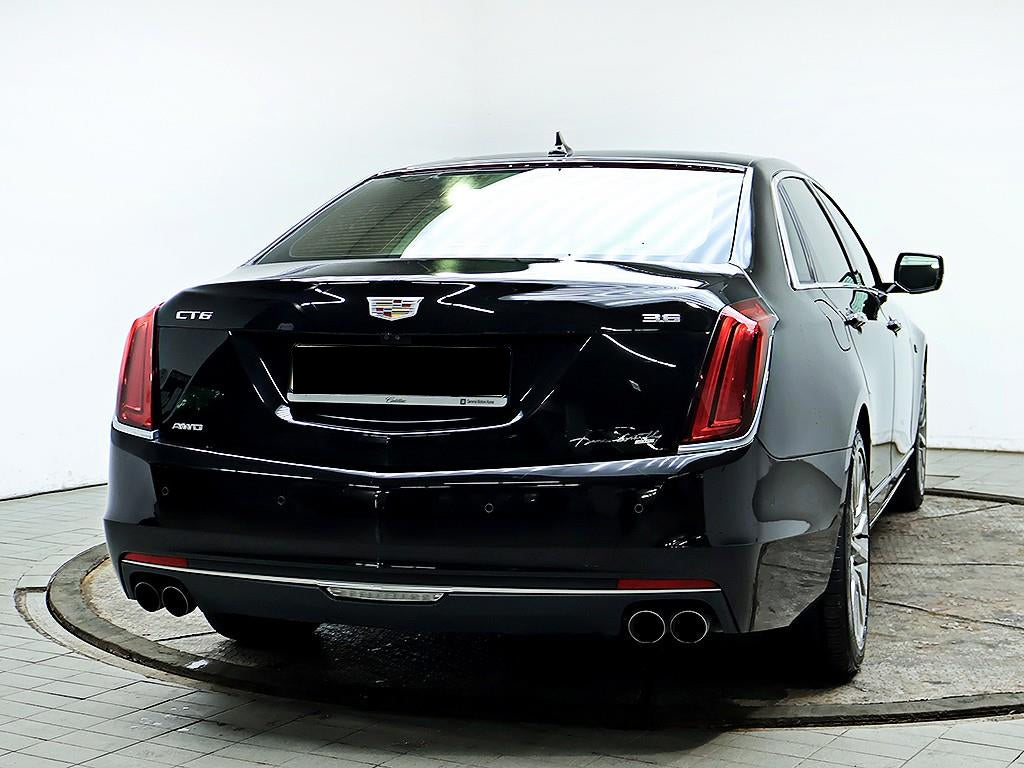 Cadillac CT6 — photo 03