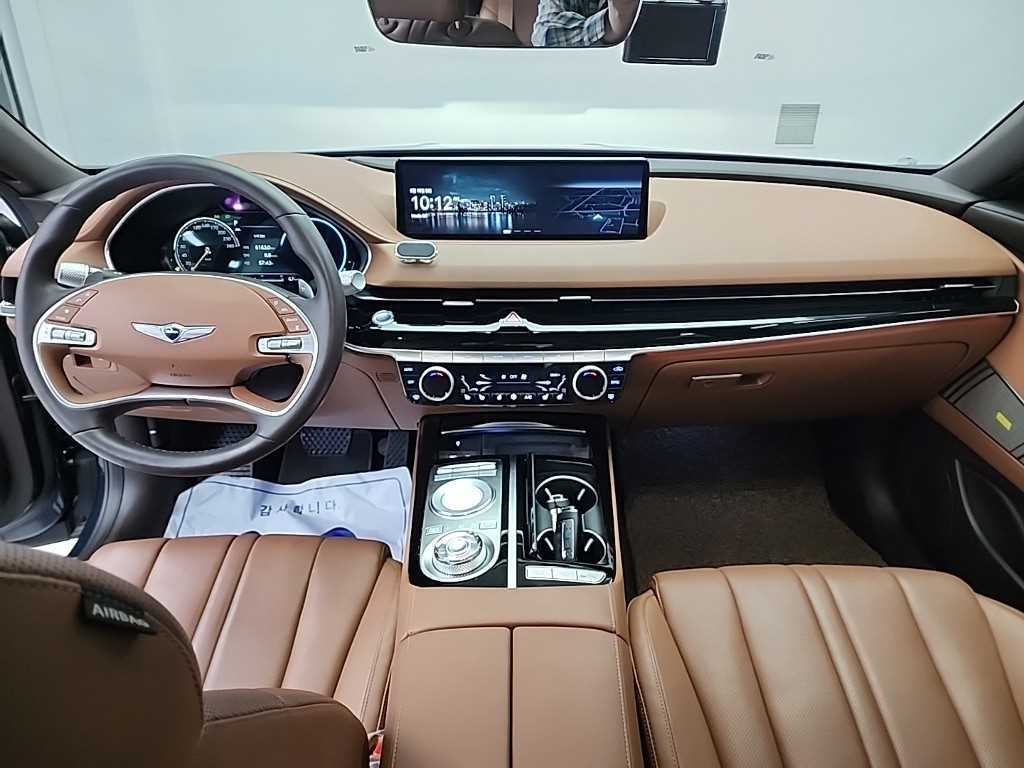 Genesis G80 — photo 07