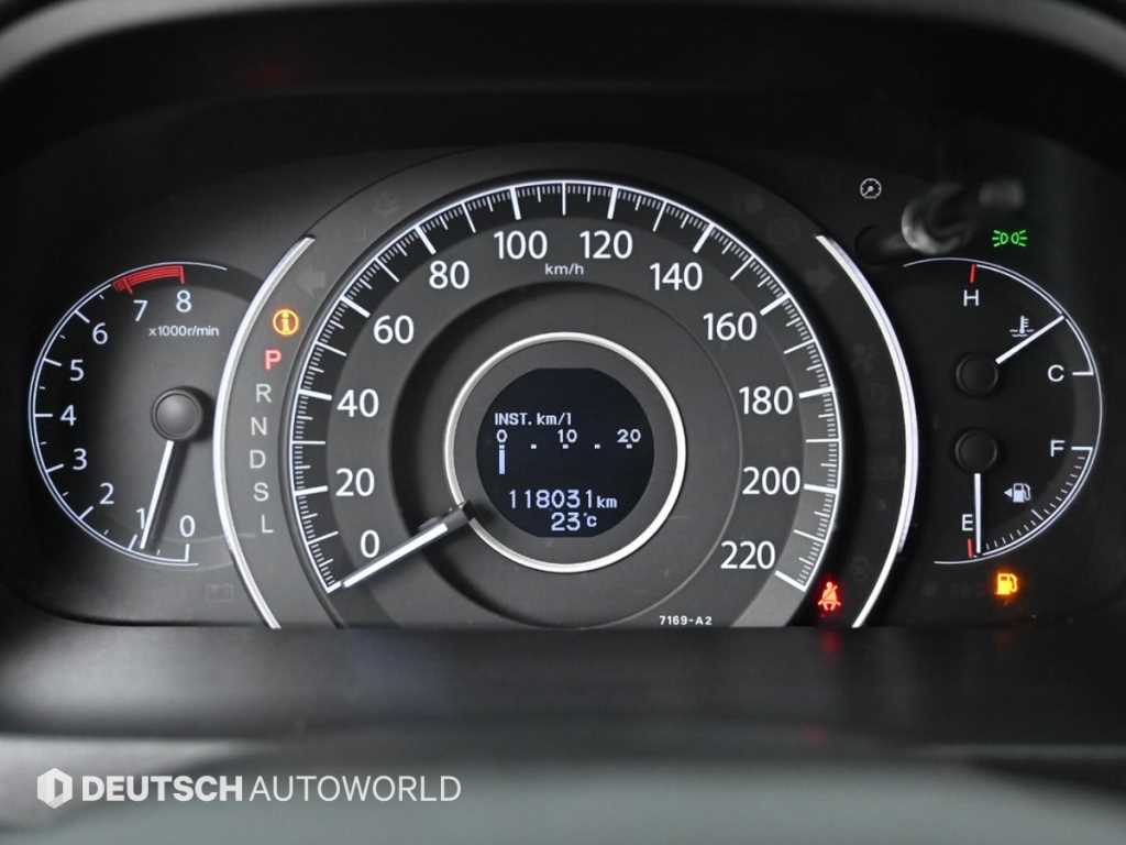 Honda CR-V — photo 08