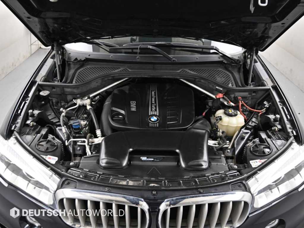 BMW X5 — photo 06