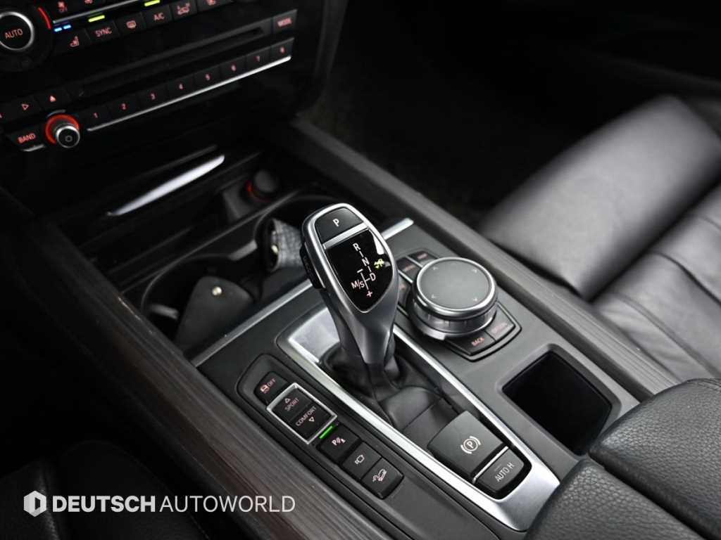 BMW X5 — photo 09