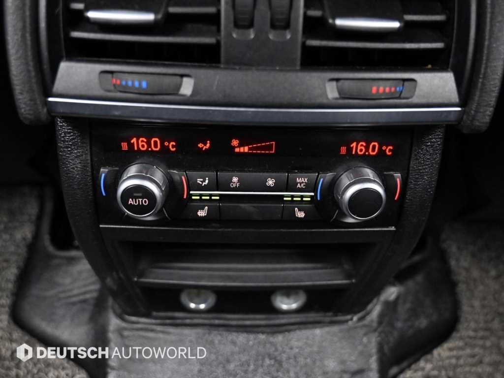 BMW X5 — photo 16