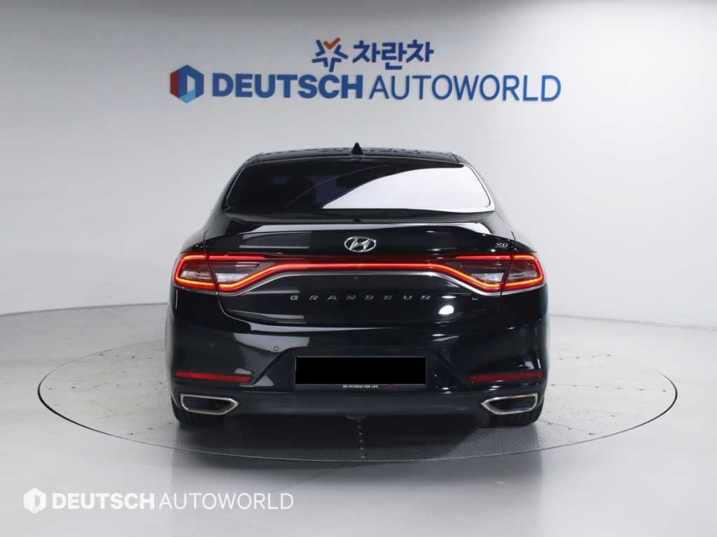 Hyundai Grandeur — photo 04