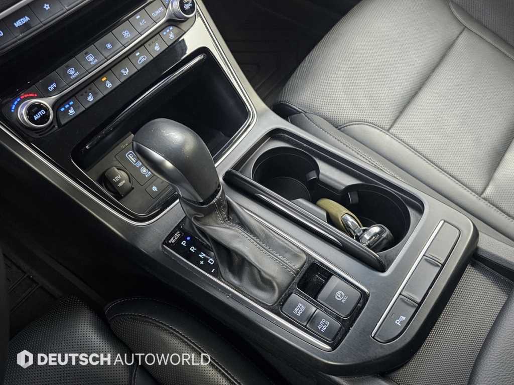 Hyundai Grandeur — photo 09