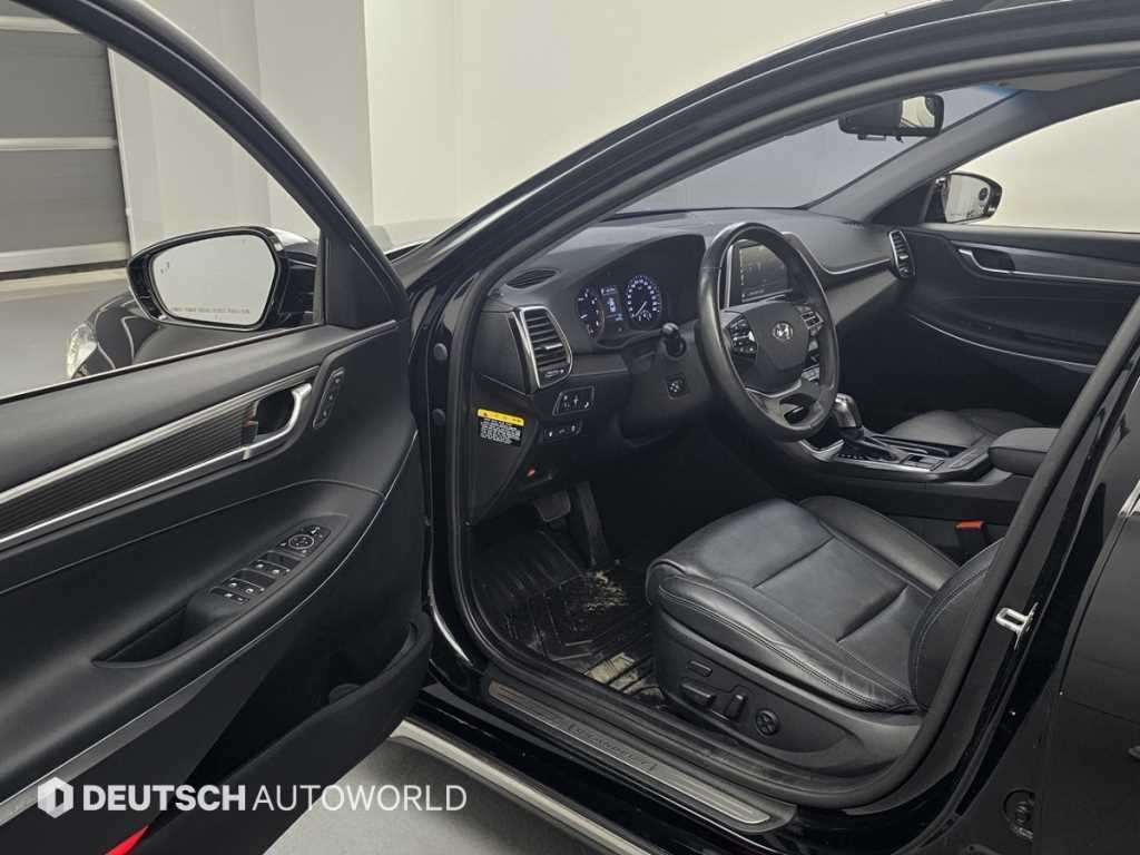Hyundai Grandeur — photo 11