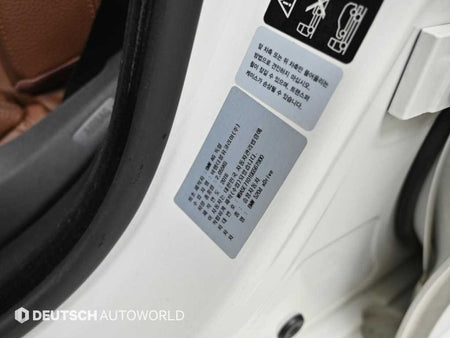 BMW 5-Series — photo 20