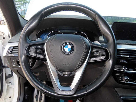 BMW 5-Series — photo 08