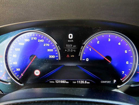BMW 5-Series — photo 09