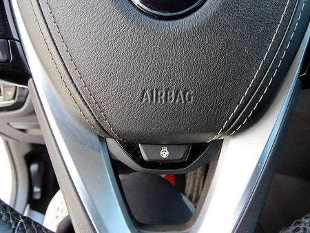 BMW 5-Series — photo 13