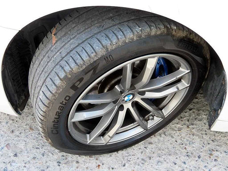 BMW 5-Series — photo 20