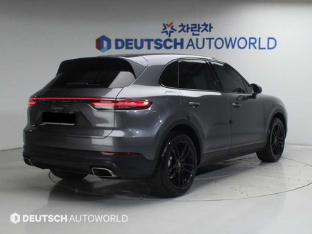 Porsche Cayenne — photo 02