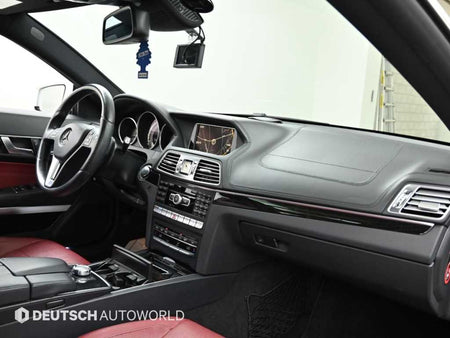 Mercedes-Benz E-Class — photo 07