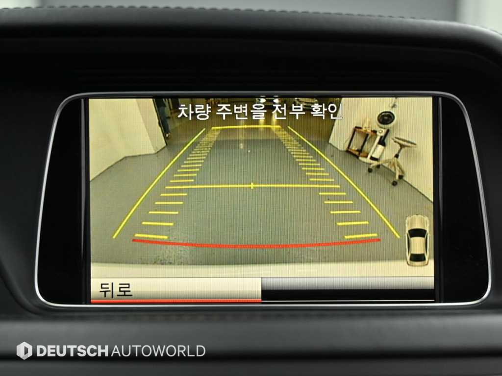 Mercedes-Benz E-Class — photo 15